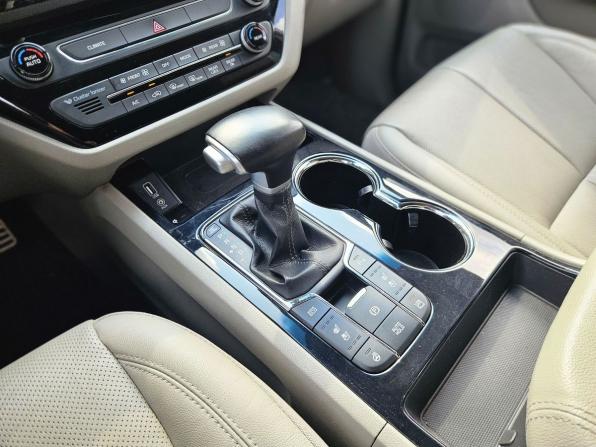 Kia Carnival III с пробегом 2019 года, цена 2 859 000 рублей, 143777 км, минивэн, Автокод Объявления