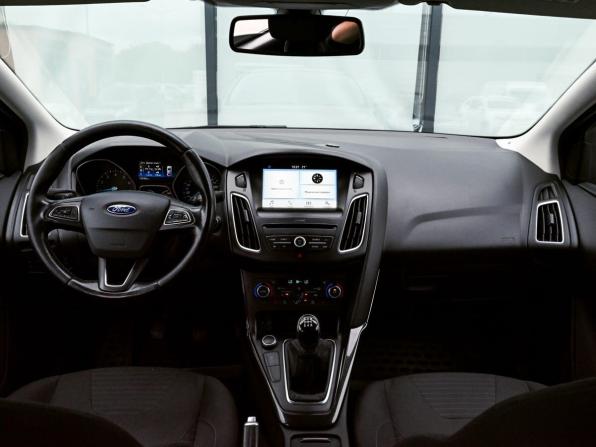 Ford Focus III Рестайлинг с пробегом 2017 года, цена 1 255 000 рублей, 129785 км, седан, Автокод Объявления