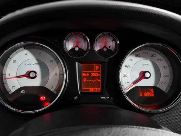 Peugeot 308 I с пробегом 2009 года, цена 429 000 рублей, 218956 км, универсал, Автокод Объявления
