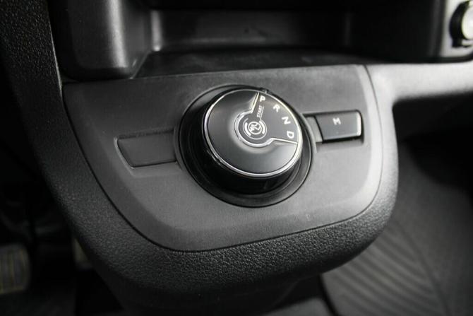 Peugeot Traveller I с пробегом 2021 года, цена 3 000 000 рублей, 240000 км, минивэн, Автокод Объявления