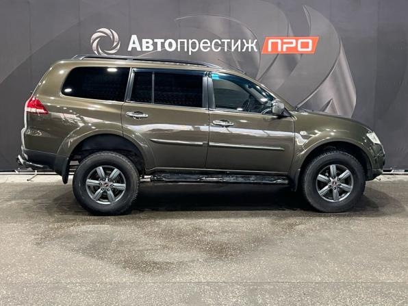 Mitsubishi Pajero Sport II Рестайлинг с пробегом 2014 года, цена 1 370 000 рублей, 201687 км, внедорожник, Автокод Объявления