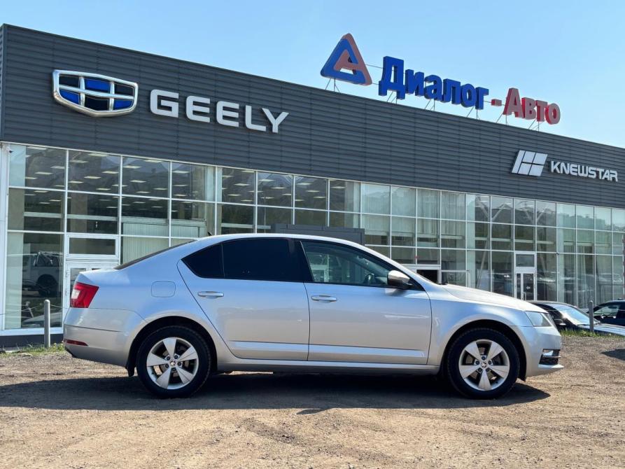 Skoda Octavia III (A7) Рестайлинг Набережные Челны  - изображение 9