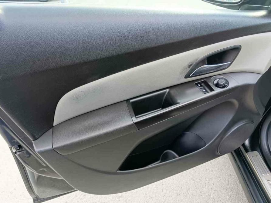 Chevrolet Cruze I Рестайлинг Тюмень  - изображение 10