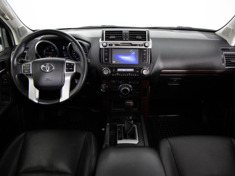 Toyota Land Cruiser Prado 150 Series Рестайлинг 1 Санкт-Петербург  - изображение 10