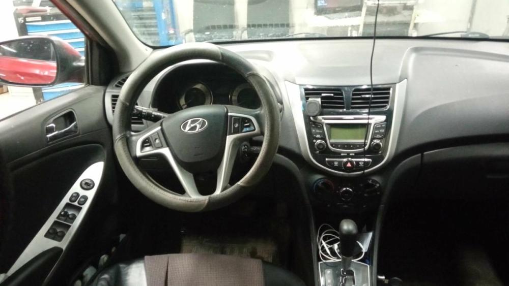 Hyundai Solaris I Санкт-Петербург  - изображение 5