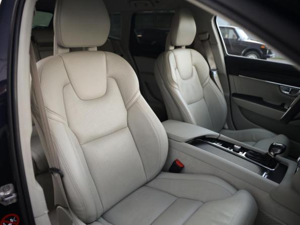 Volvo V90 Cross Country I с пробегом 2017 года, цена 3 206 000 рублей, 137989 км, универсал, Автокод Объявления