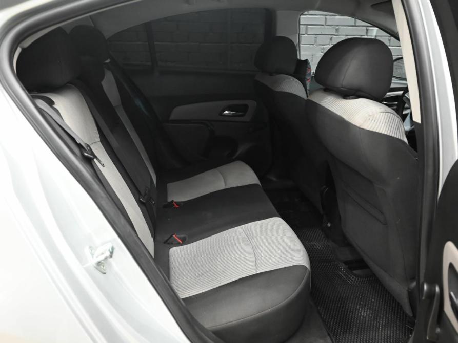 Chevrolet Cruze I Рестайлинг Екатеринбург  - изображение 14