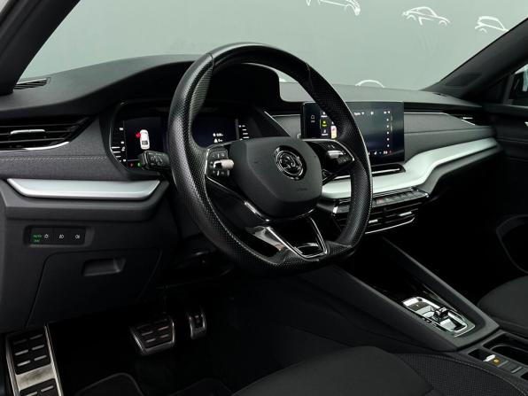 Skoda Octavia IV (A8) с пробегом 2021 года, цена 2 178 900 рублей, 105368 км, лифтбек, Автокод Объявления