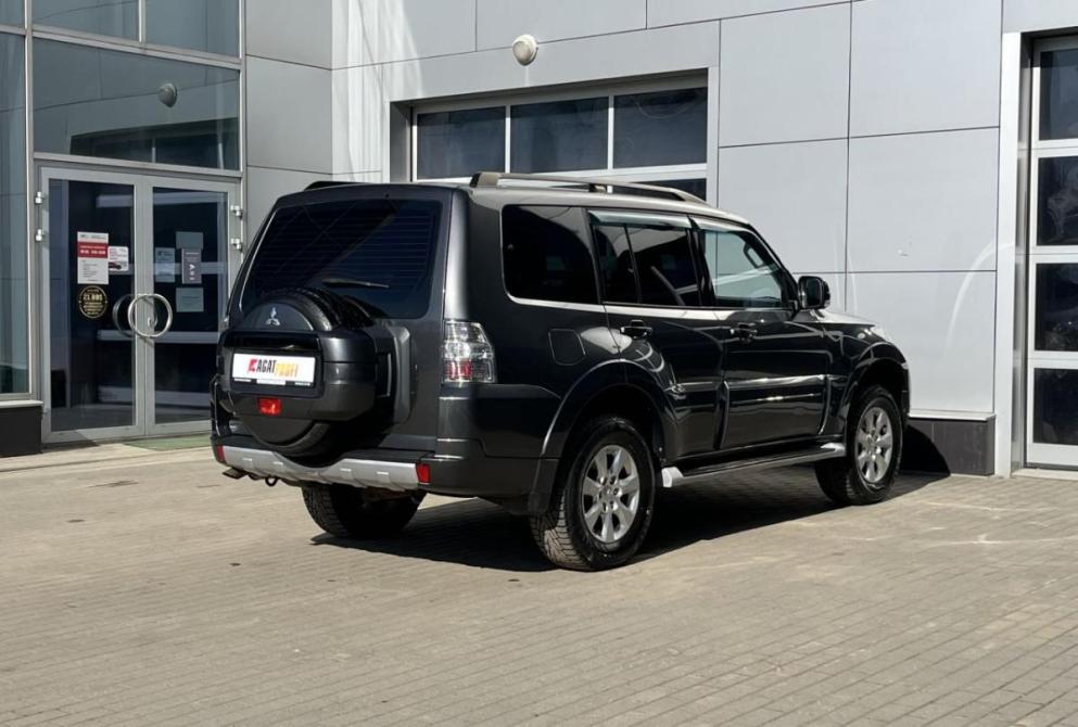 Mitsubishi Pajero IV Рестайлинг 1 Владимир  - изображение 7
