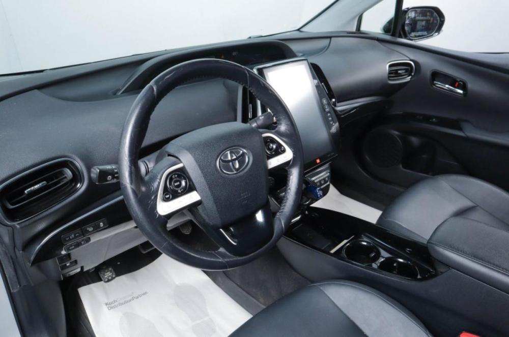 Toyota Prius IV (XW50) Челябинск  - изображение 8