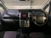 Toyota Voxy II (R70) Новосибирск  - изображение 37
