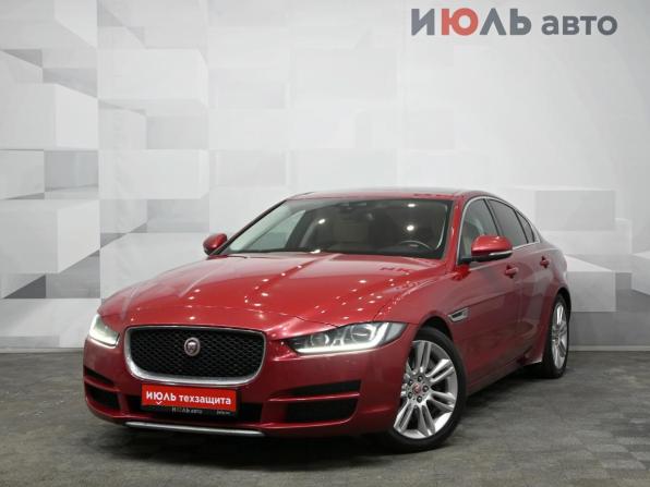 Jaguar XE I