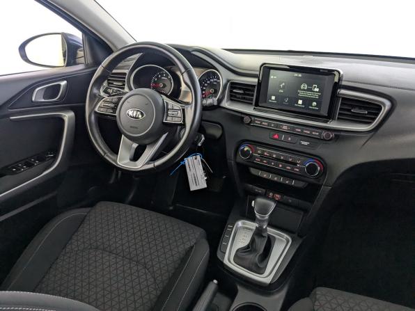 Kia Ceed III с пробегом 2019 года, цена 1 700 000 рублей, 108182 км, универсал, Автокод Объявления