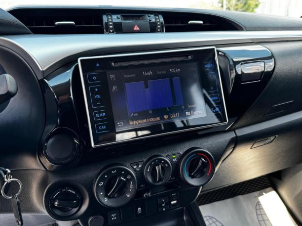 Toyota Hilux VIII с пробегом 2019 года, цена 3 990 000 рублей, 47000 км, пикап, Автокод Объявления