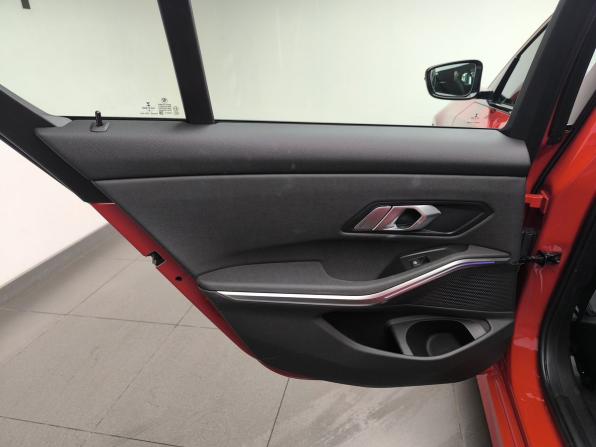 BMW 3 серии VII (G2x) с пробегом 2021 года, цена 3 924 000 рублей, 8579 км, седан, Автокод Объявления