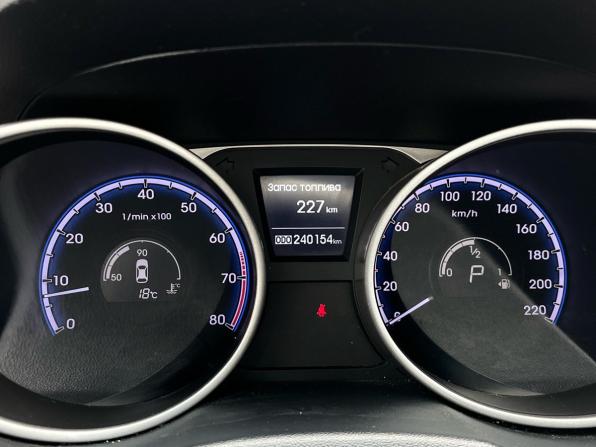 Hyundai ix35 I с пробегом 2013 года, цена 1 190 000 рублей, 240153 км, внедорожник, Автокод Объявления
