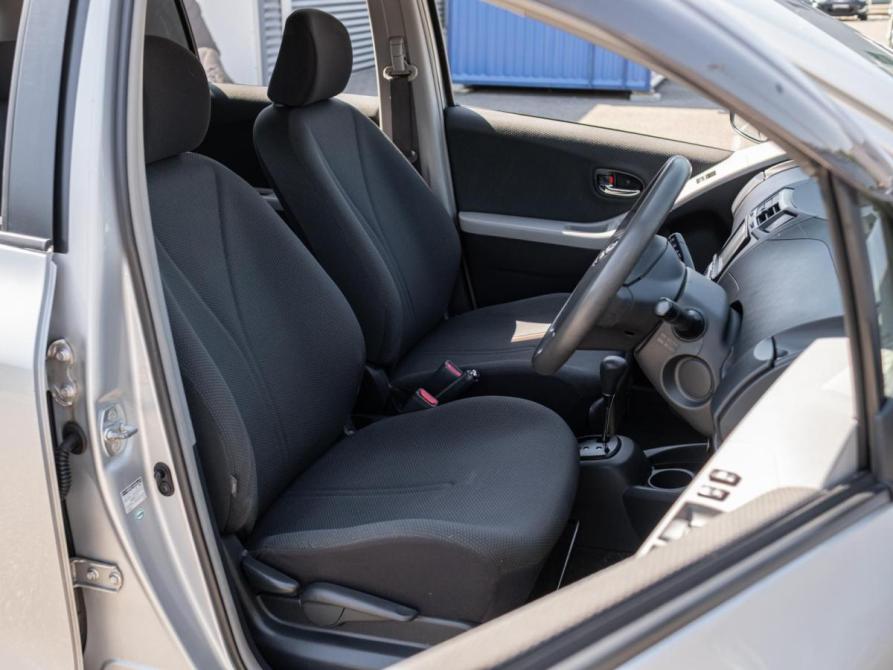 Toyota Vitz II (XP90) Сочи  - изображение 10