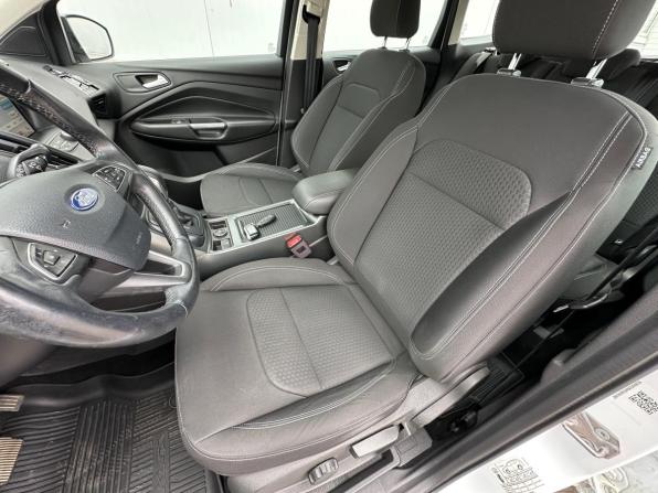 Ford Kuga II Рестайлинг с пробегом 2018 года, цена 1 720 000 рублей, 85000 км, внедорожник, Автокод Объявления
