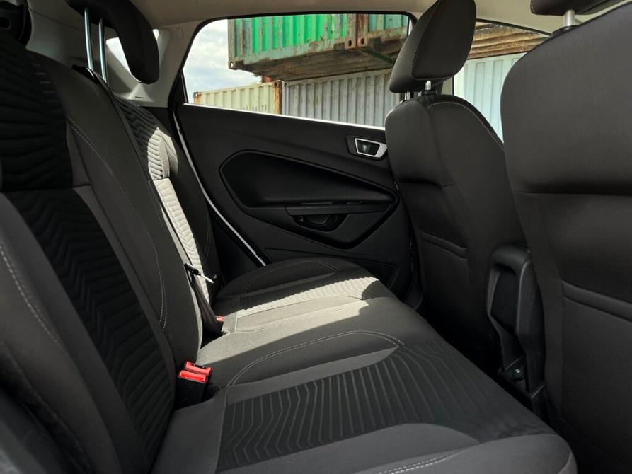 Ford Fiesta Mk6 Рестайлинг Санкт-Петербург  - изображение 8