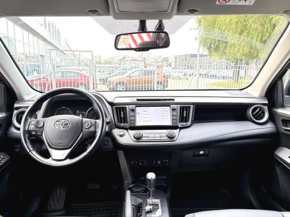 Toyota RAV4 IV (XA40) Рестайлинг с пробегом 2019 года, цена 3 050 000 рублей, 92193 км, внедорожник, Автокод Объявления