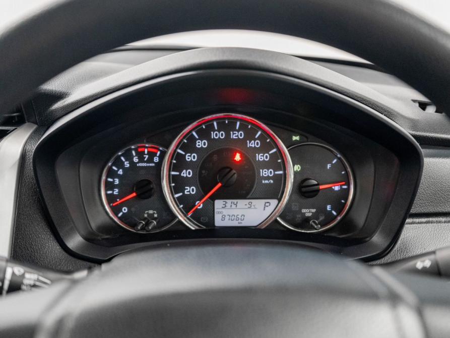 Toyota Corolla XI (E160 E170 E180) Рестайлинг 1 Красноярск  - изображение 11