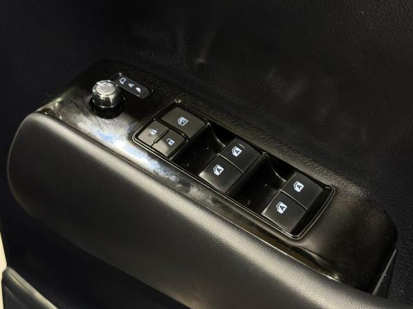 Toyota Alphard III Рестайлинг с пробегом 2019 года, цена 4 100 000 рублей, 111210 км, минивэн, Автокод Объявления