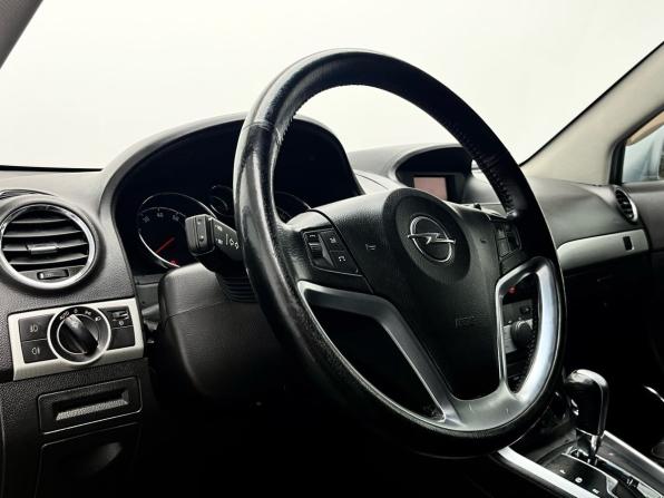 Opel Antara I Рестайлинг с пробегом 2012 года, цена 810 000 рублей, 271400 км, внедорожник, Автокод Объявления