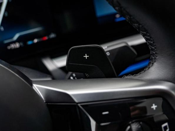 BMW 5 серии VIII (G60/G61/G68) с пробегом 2023 года, цена 6 750 000 рублей, 39342 км, седан, Автокод Объявления