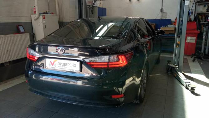 Lexus ES VI Рестайлинг с пробегом 2017 года, цена 2 820 000 рублей, 100037 км, седан, Автокод Объявления
