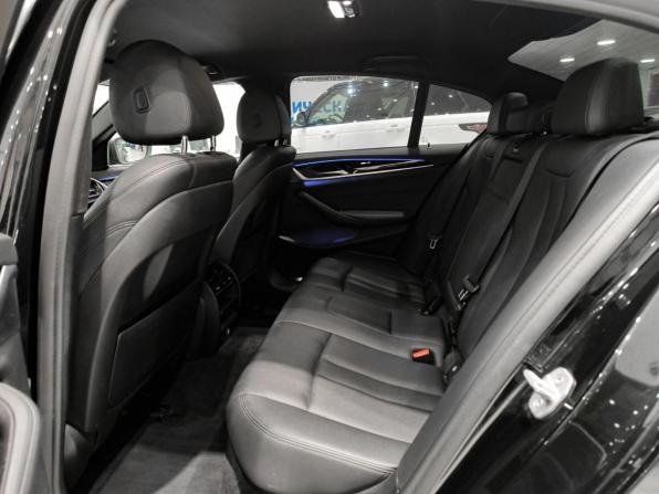 BMW 5 серии VII (G30/G31/G38) с пробегом 2018 года, цена 2 997 000 рублей, 157890 км, седан, Автокод Объявления