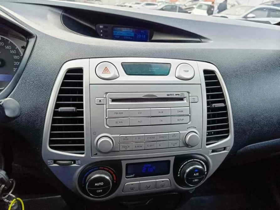 Hyundai i20 I Тюмень  - изображение 17