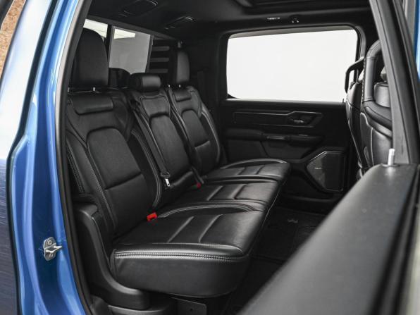 Ram 1500 V с пробегом 2022 года, цена 11 050 000 рублей, 36539 км, offers.body_type.unknown, Автокод Объявления