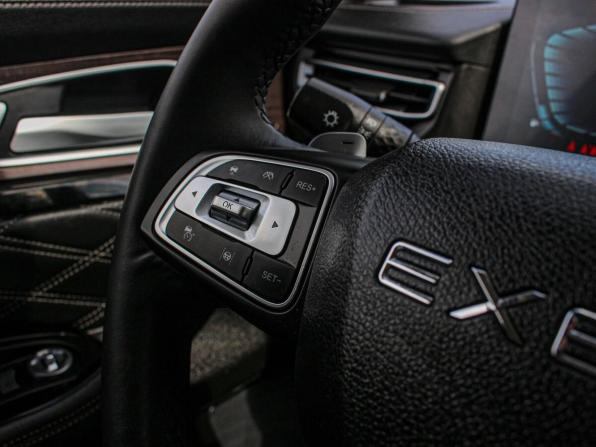 Exeed VX I с пробегом 2023 года, цена 2 473 000 рублей, 95000 км, внедорожник, Автокод Объявления