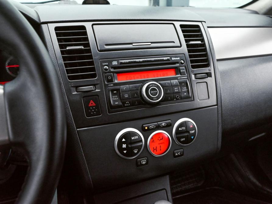 Nissan Tiida I Рестайлинг Екатеринбург  - изображение 11