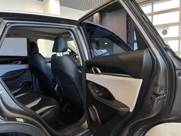Geely Coolray I Рестайлинг с пробегом 2023 года, цена 2 295 000 рублей, 77812 км, внедорожник, Автокод Объявления