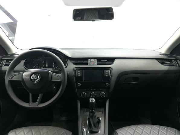 Skoda Octavia III (A7) Рестайлинг с пробегом 2018 года, цена 1 319 900 рублей, 187726 км, лифтбек, Автокод Объявления