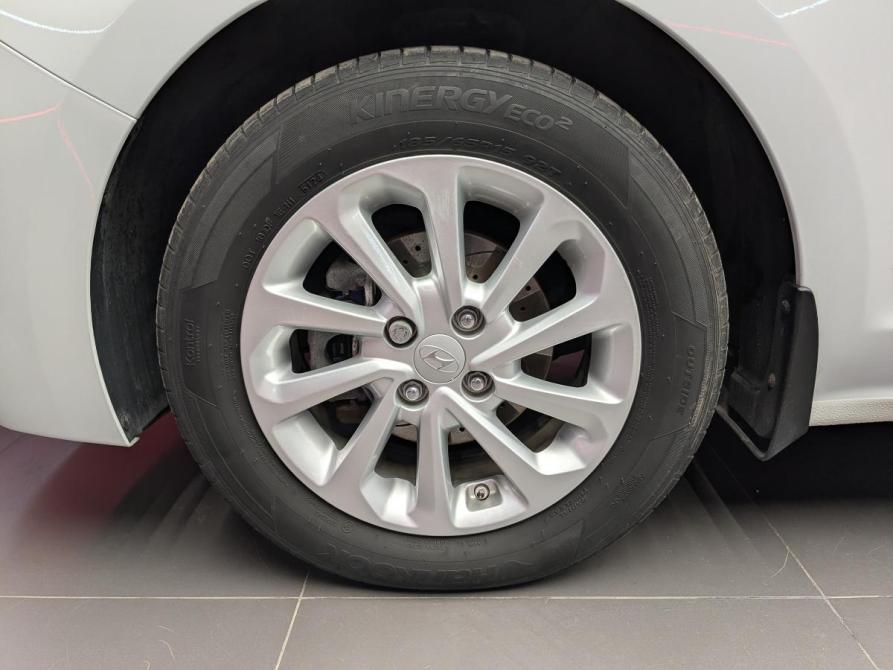 Hyundai Solaris II Москва  - изображение 12