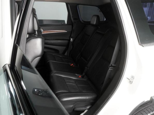 Jeep Grand Cherokee IV (WK2) с пробегом 2012 года, цена 1 819 000 рублей, 220609 км, внедорожник, Автокод Объявления