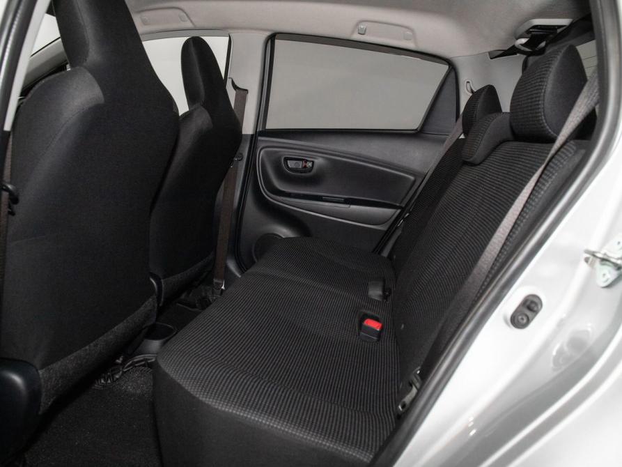 Toyota Vitz III (XP130) Рестайлинг 2 Иркутск  - изображение 7