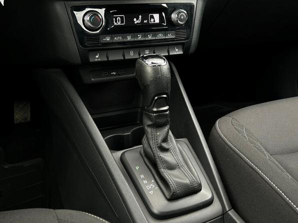 Skoda Rapid II с пробегом 2021 года, цена 1 598 500 рублей, 94940 км, лифтбек, Автокод Объявления