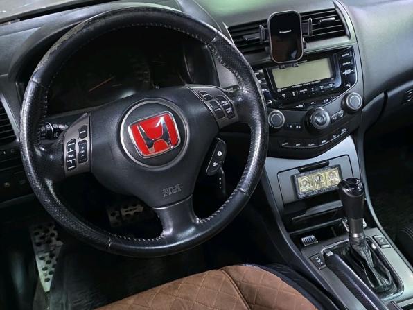Honda Accord VII Рестайлинг с пробегом 2008 года, цена 929 000 рублей, 240000 км, седан, Автокод Объявления
