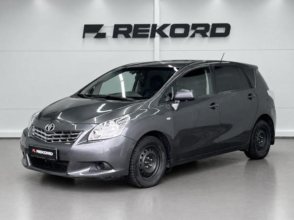 Toyota Verso I с пробегом 2011 года, цена 839 000 рублей, 307019 км, компактвэн, Автокод Объявления