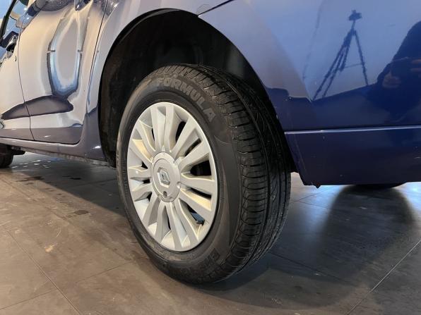 Renault Logan II с пробегом 2017 года, цена 885 000 рублей, 129282 км, седан, Автокод Объявления