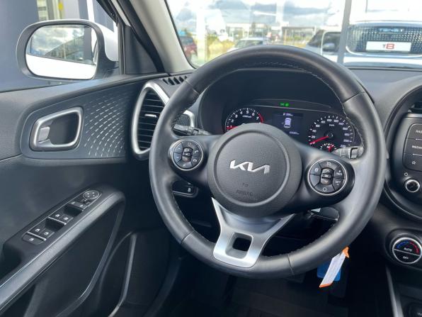 Kia Soul III с пробегом 2022 года, цена 1 950 000 рублей, 64079 км, хэтчбек, Автокод Объявления