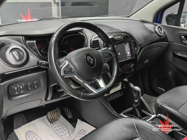 Renault Kaptur I Рестайлинг с пробегом 2020 года, цена 1 718 000 рублей, 69500 км, внедорожник, Автокод Объявления