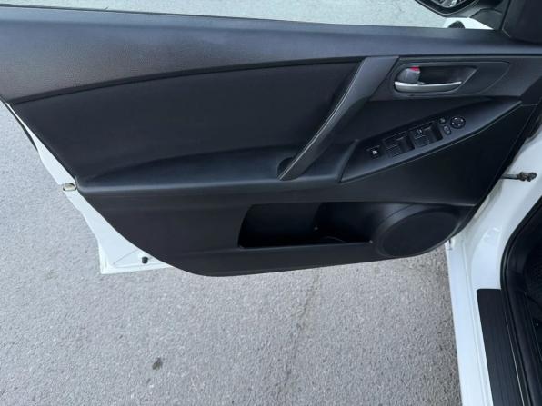Mazda 3 II (BL) с пробегом 2010 года, цена 949 000 рублей, 242803 км, седан, Автокод Объявления