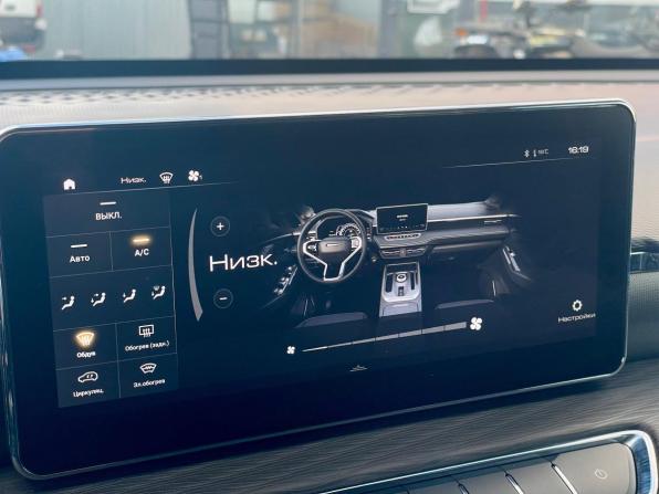 Haval Jolion I с пробегом 2023 года, цена 1 580 000 рублей, 98411 км, внедорожник, Автокод Объявления