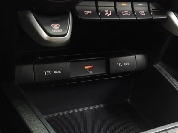 Kia Rio IV Рестайлинг с пробегом 2022 года, цена 1 845 000 рублей, 53031 км, хэтчбек, Автокод Объявления