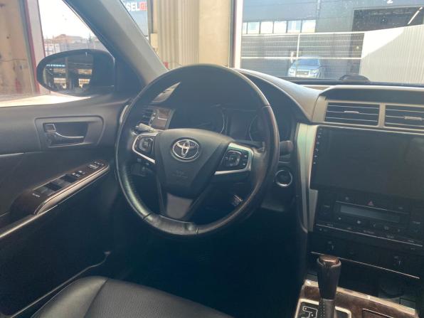 Toyota Camry VII (XV50) Рестайлинг с пробегом 2017 года, цена 2 200 000 рублей, 174833 км, седан, Автокод Объявления