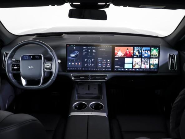 Li Auto (Lixiang) L7 I с пробегом 2024 года, цена 5 250 000 рублей, 69995 км, внедорожник, Автокод Объявления